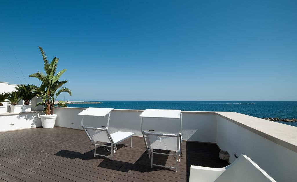 Moma Molfetta Mare Bed & Breakfast Exterior foto